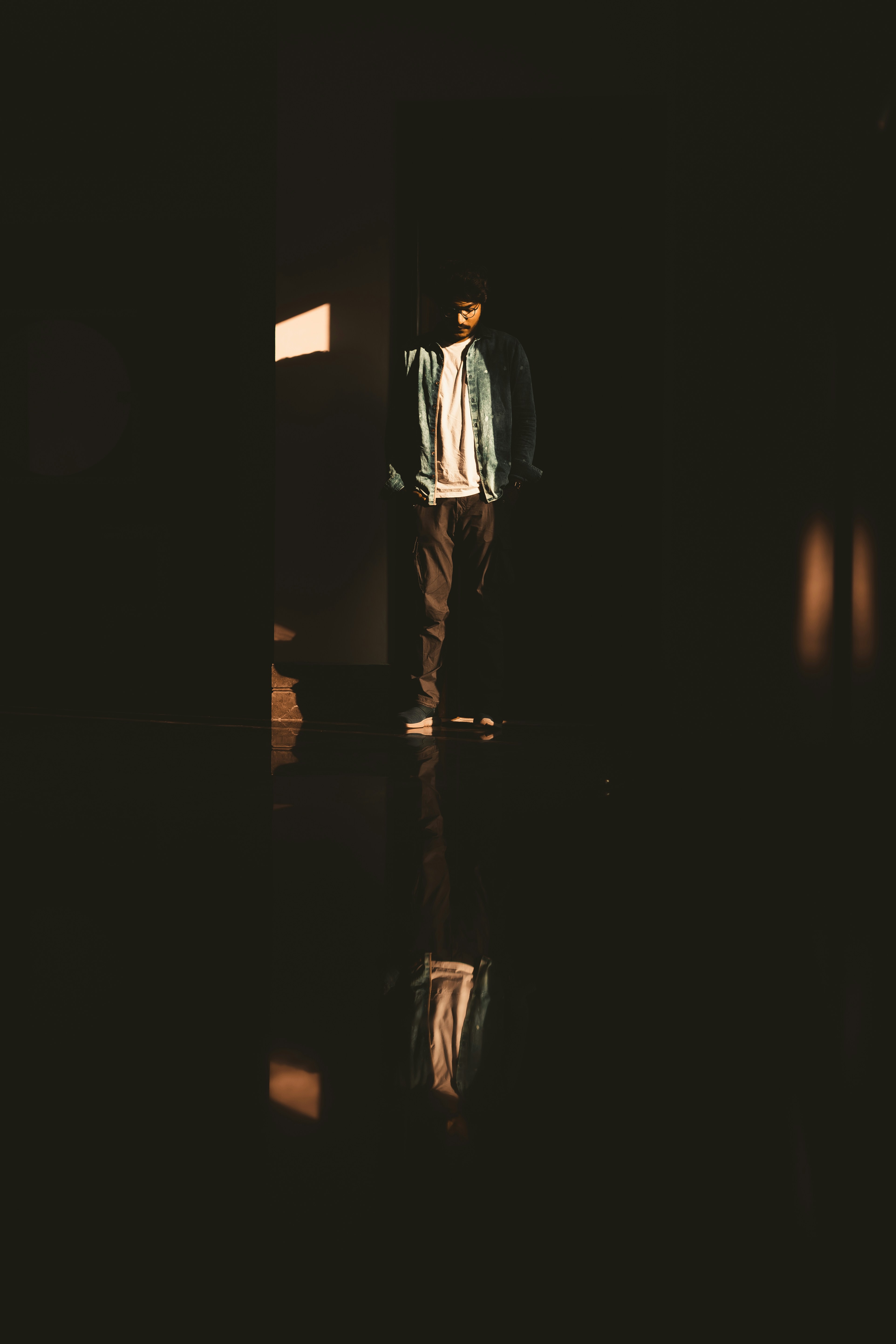 欧美悬疑大片封面：推理氛围浓厚、节奏稳